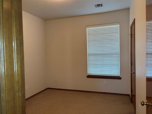 52 Kin-Ville Road, Shawnee, OK 74804