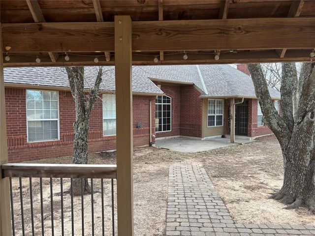 52 Kin-Ville Road, Shawnee, OK 74804