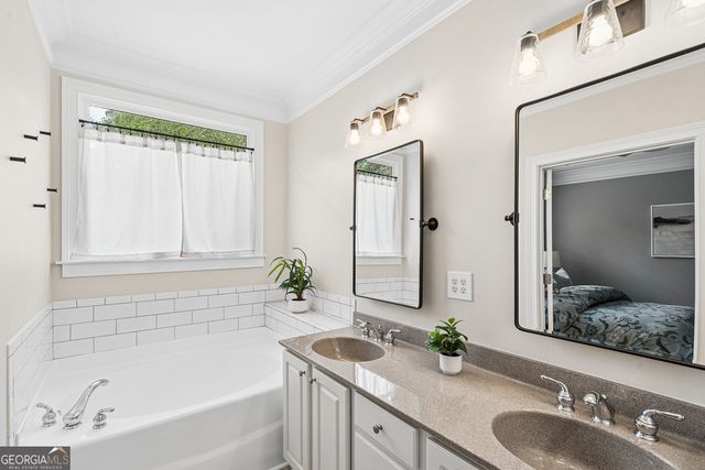 6 Oakhurst Terrace, Decatur, GA 30030