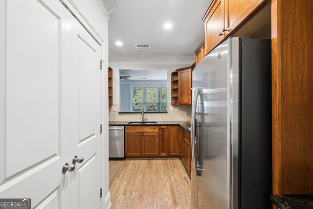 6 Oakhurst Terrace, Decatur, GA 30030