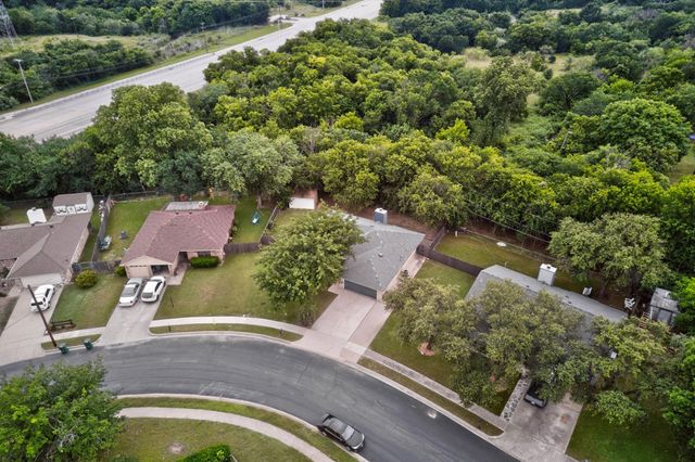 424 Ferenz Avenue, Crowley, TX 76036