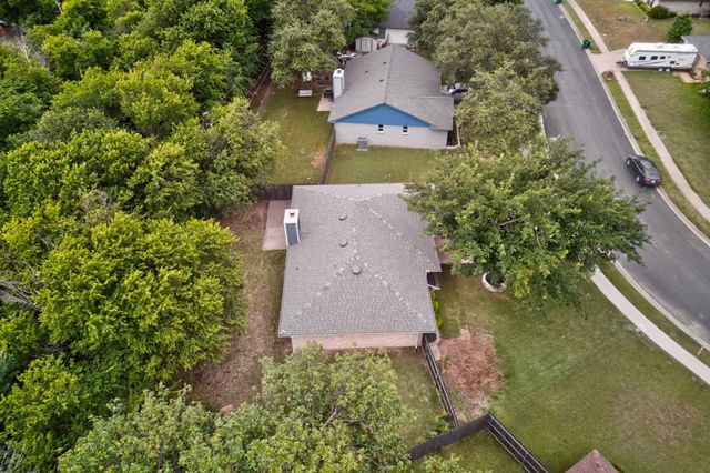 424 Ferenz Avenue, Crowley, TX 76036