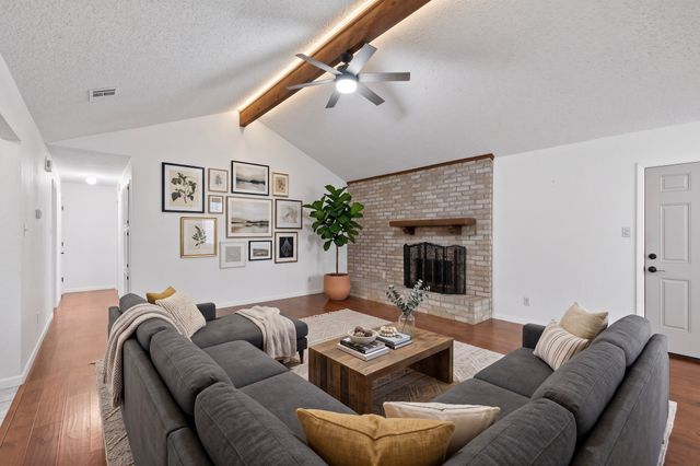 424 Ferenz Avenue, Crowley, TX 76036