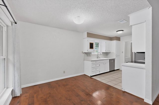 424 Ferenz Avenue, Crowley, TX 76036