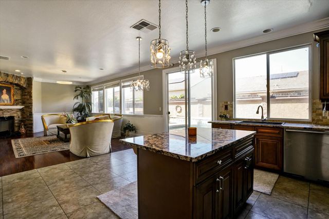3837 Banyan Tree, Modesto, CA 95355
