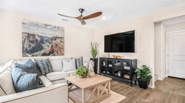 19300 Monticello Grove Way, Riverside, CA 92507