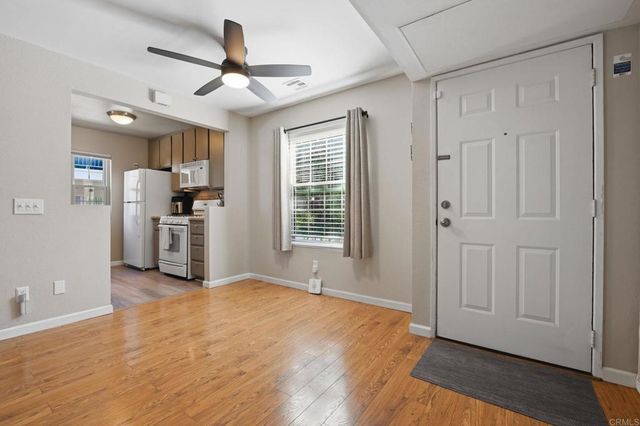 10331 Azuaga Street 231, San Diego, CA 92129