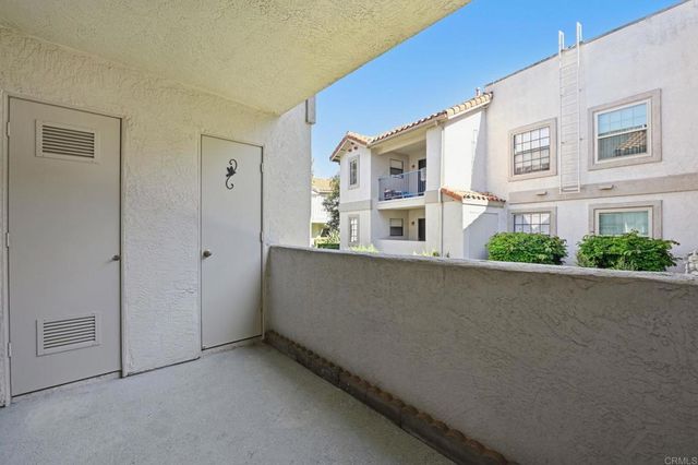 10331 Azuaga Street 231, San Diego, CA 92129