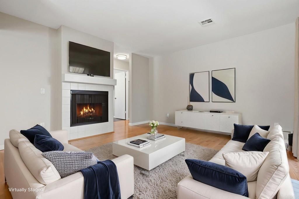 10331 Azuaga Street 231, San Diego, CA 92129