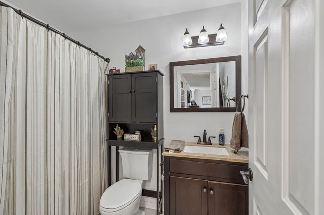 2910 Edge Park Ct, Columbia, TN 38401