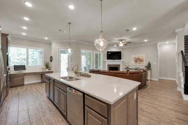 334 Torrey Bloom Loop, Conroe, TX 77304