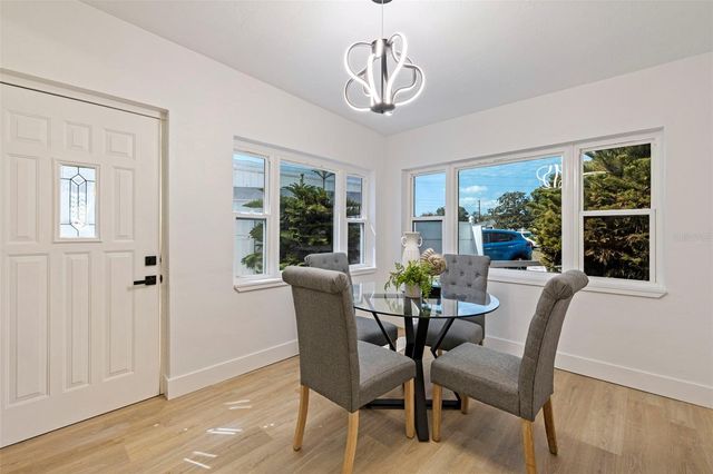 1235 45TH STREET N, St Petersburg, FL 33713