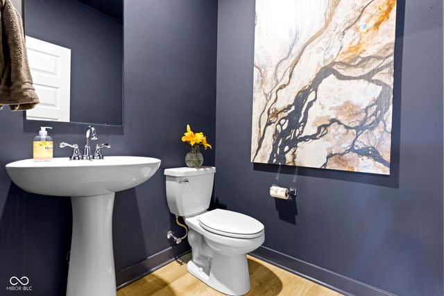 6695 Sugar Creek Lane, Whitestown, IN 46075