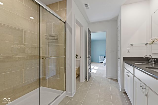 6695 Sugar Creek Lane, Whitestown, IN 46075