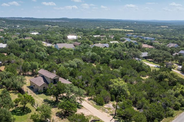 901 Panorama DR, Dripping Springs, TX 78620