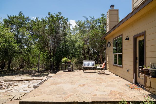 901 Panorama DR, Dripping Springs, TX 78620