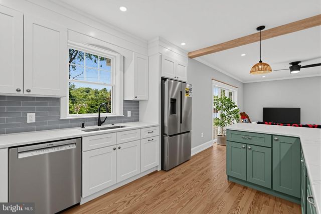 415 RUNNYMEDE AVE, Jenkintown, PA 19046