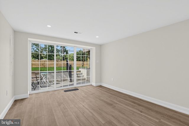 415 RUNNYMEDE AVE, Jenkintown, PA 19046