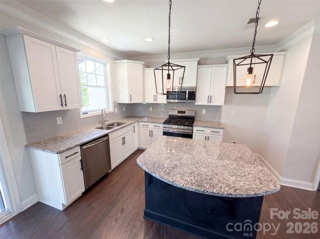 7020 Chrysanthemum Road, Lancaster, SC 29720