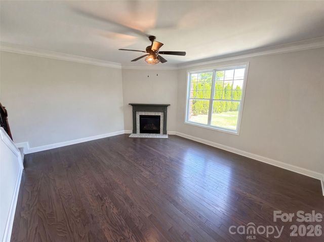 7020 Chrysanthemum Road, Lancaster, SC 29720