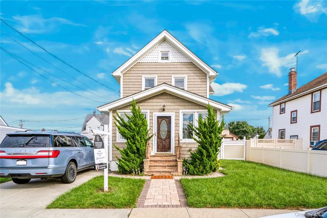 91 Rockmart Avenue, Elmont, NY 11003