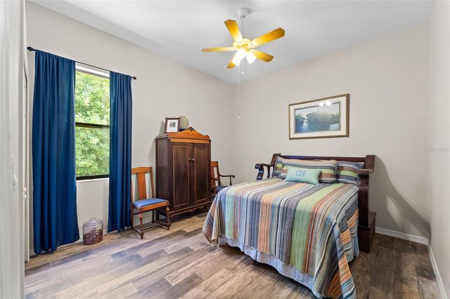 1012 KINGSBOROUGH GARDENS COURT, Lutz, FL 33548