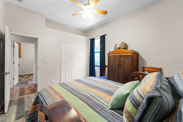 1012 KINGSBOROUGH GARDENS COURT, Lutz, FL 33548