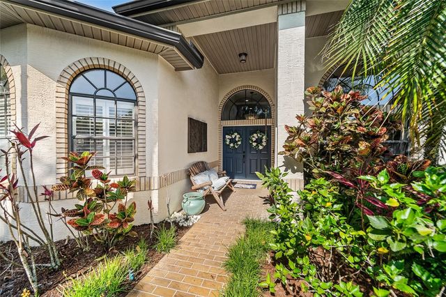 1012 KINGSBOROUGH GARDENS COURT, Lutz, FL 33548