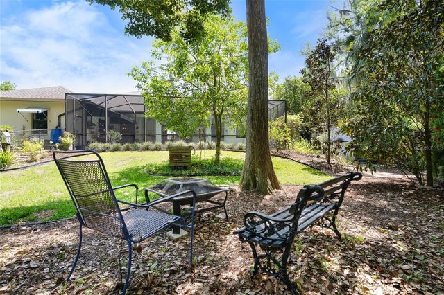 1012 KINGSBOROUGH GARDENS COURT, Lutz, FL 33548