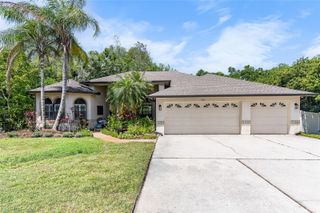 1012 KINGSBOROUGH GARDENS COURT, Lutz, FL 33548