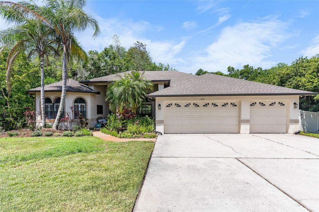 1012 KINGSBOROUGH GARDENS COURT, Lutz, FL 33548