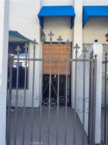 372 Park Shadow Court 44, Baldwin Park, CA 91706