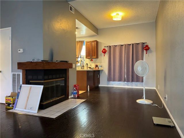 372 Park Shadow Court 44, Baldwin Park, CA 91706