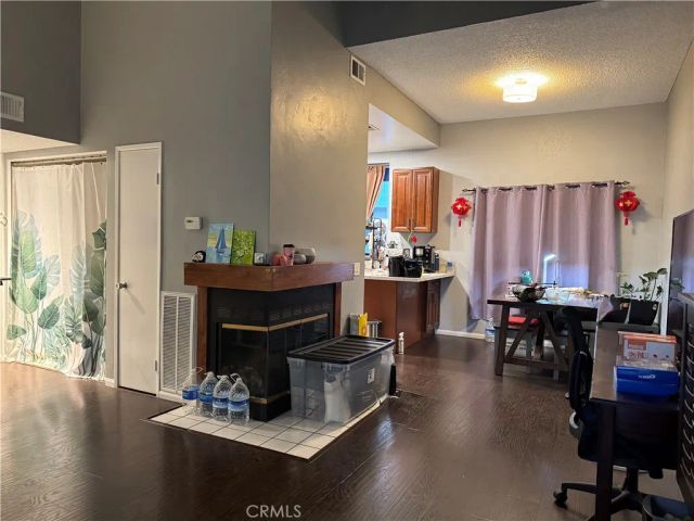 372 Park Shadow Court 44, Baldwin Park, CA 91706