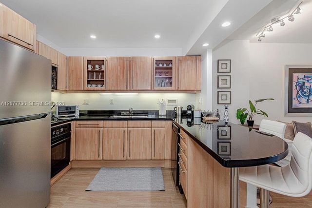 2301 Collins Avenue 1242, Miami Beach, FL 33139
