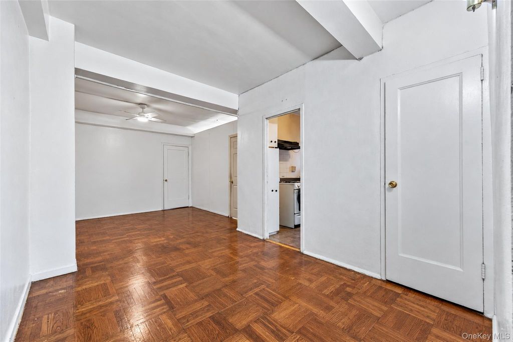 1651 Metropolitan Avenue 5H, Bronx, NY 10462 — photo 2