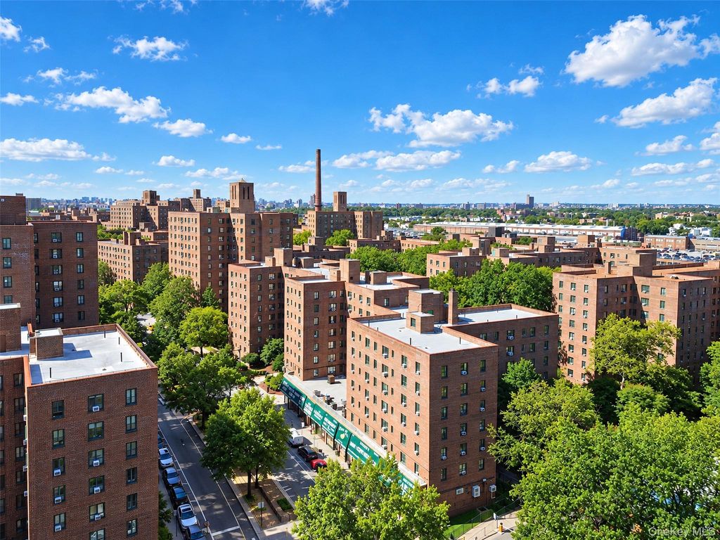 1651 Metropolitan Avenue 5H, Bronx, NY 10462 — photo 4