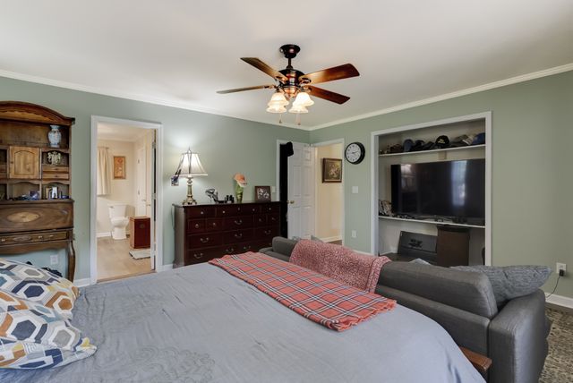 2740 Critz Ln, Thompsons Station, TN 37179