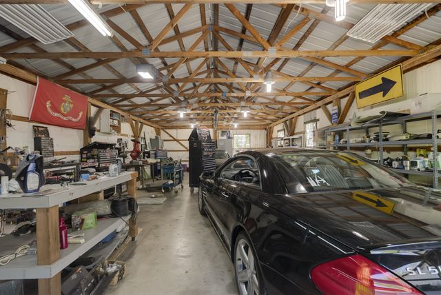 2740 Critz Ln, Thompsons Station, TN 37179