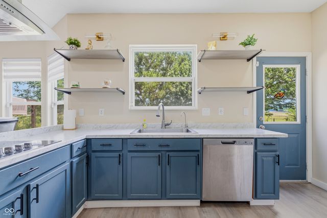 8522 Bravestone Way, Indianapolis, IN 46239