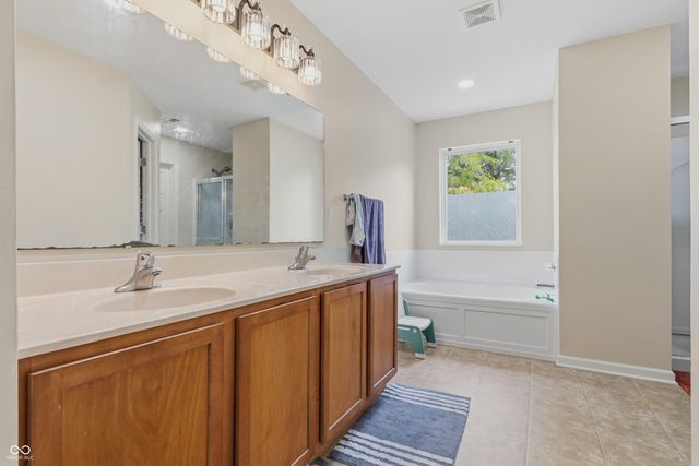 8522 Bravestone Way, Indianapolis, IN 46239