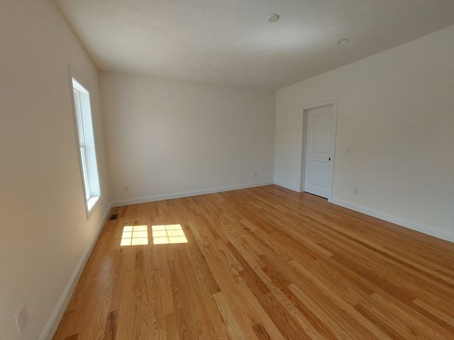23A Crownshield 23A, Uxbridge, MA 01569