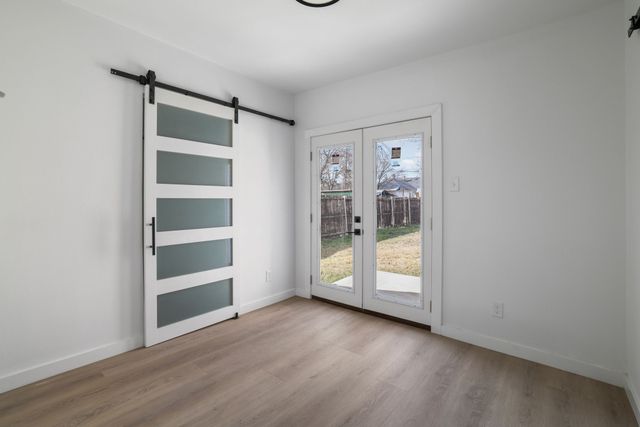 2916 Travis Avenue, Fort Worth, TX 76110