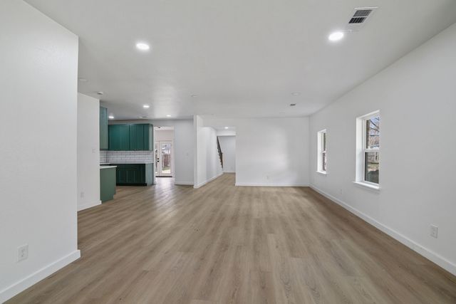 2916 Travis Avenue, Fort Worth, TX 76110