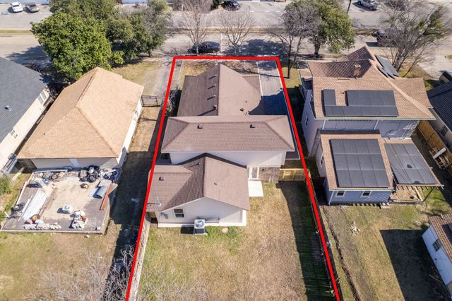 2916 Travis Avenue, Fort Worth, TX 76110