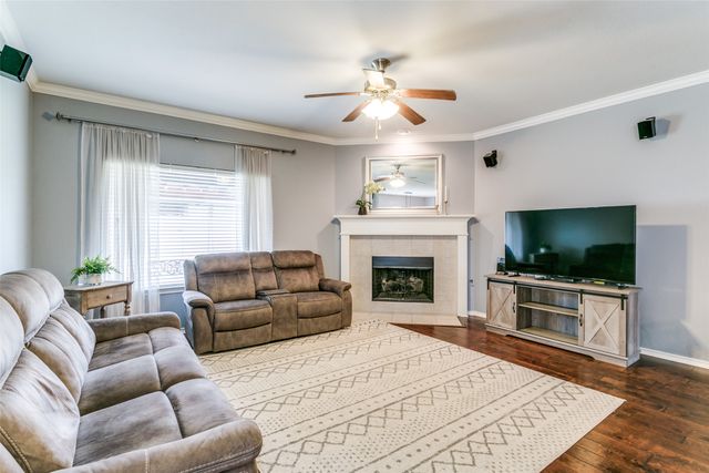 10436 Merced Lake Road, Fort Worth, TX 76177