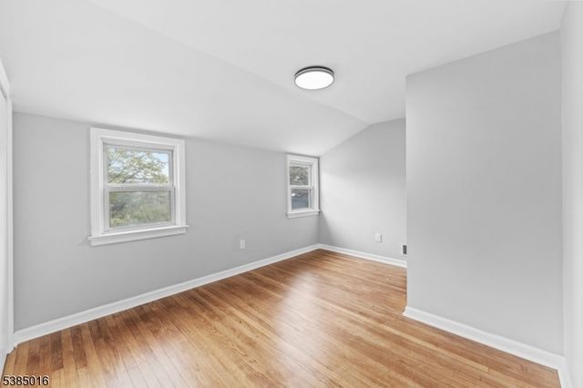 18 Farmingdale Ave, Bloomfield Twp., NJ 07003
