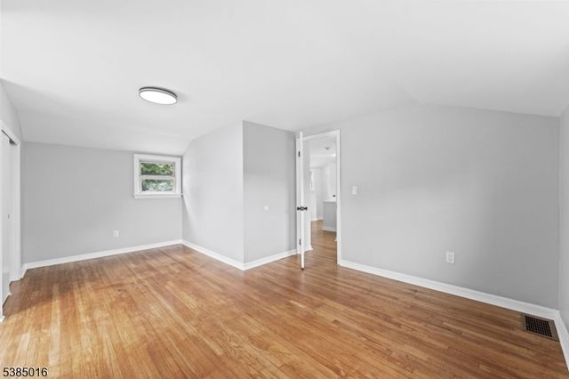 18 Farmingdale Ave, Bloomfield Twp., NJ 07003