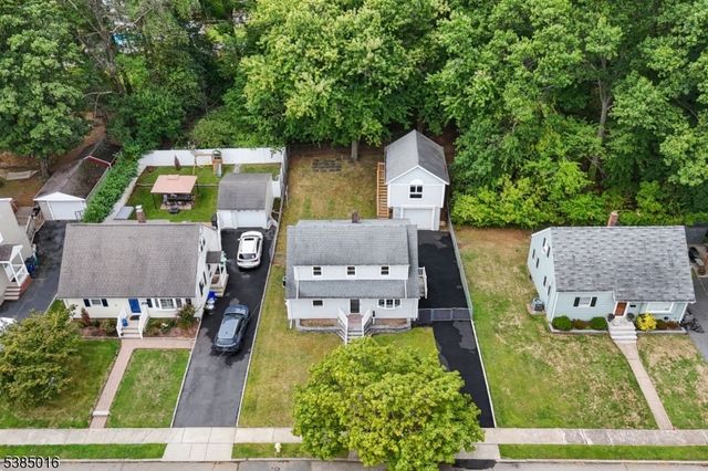 18 Farmingdale Ave, Bloomfield Twp., NJ 07003