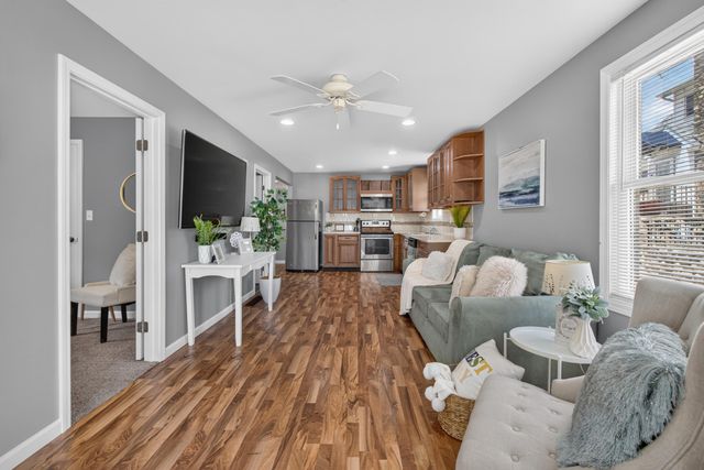 298 Ackerson Lake Drive, Jackson, MI 49201
